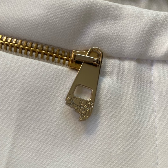 ✨NWT Versace pants✨ - Picture 9 of 9